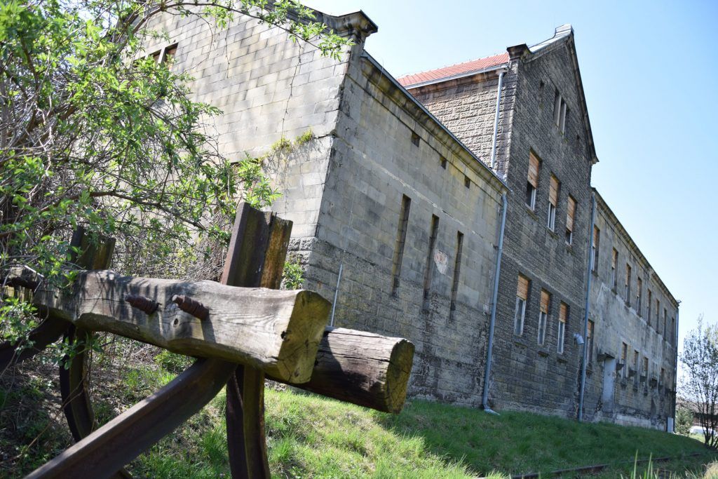 Muzeum Pamięci Mieszkańców Ziemi Oświęcimskiej będzie miało nową siedzibę. Właśnie ruszyła modernizacja
