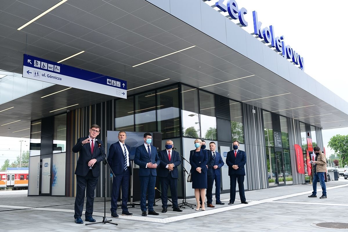 Oświęcim. Zobacz najnowocześniejszy dworzec w Małopolsce