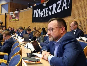 Przedłużenie zgody na kopciuchy uchwalone bezprawnie? "Mamy do czynienia z poważnym skandalem"