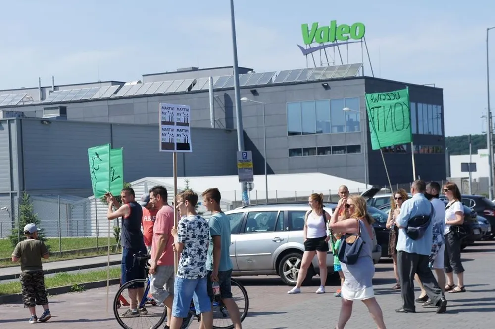Przełomowy wyrok w sprawie odorów w Skawinie. Valeo musi ujawnić dane