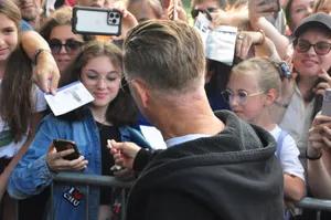 Co to był za dzień w Krakowie. Gwiazdor muzyki ma swoją gwiazdę pod Wawelem [FOTO]