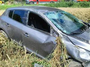 Groźne dachowanie w Czaplach Wielkich. Są osoby poszkodowane