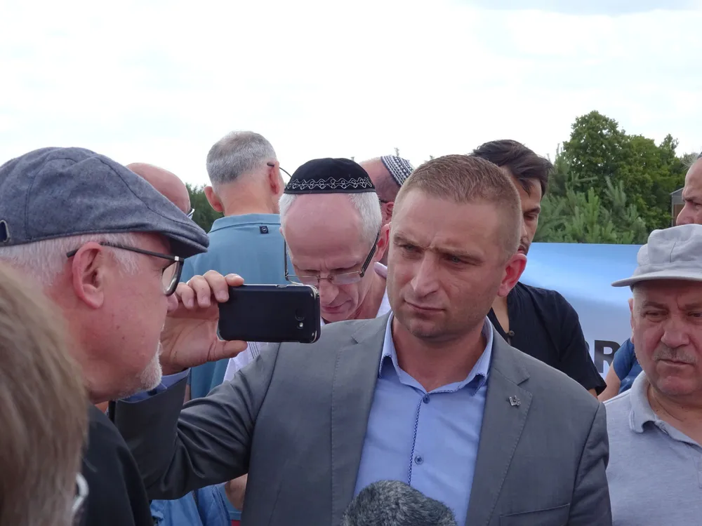 Ułaskawiony przez Dudę, krytykowany przez Bodnara. Kim jest Bąkiewicz?