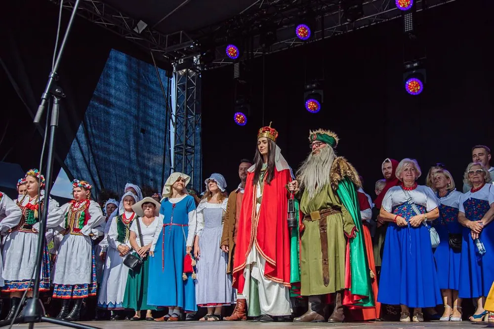 Tradycyjny Korowód św. Kingi w Wieliczce. Przed nami barwne widowisko historyczne