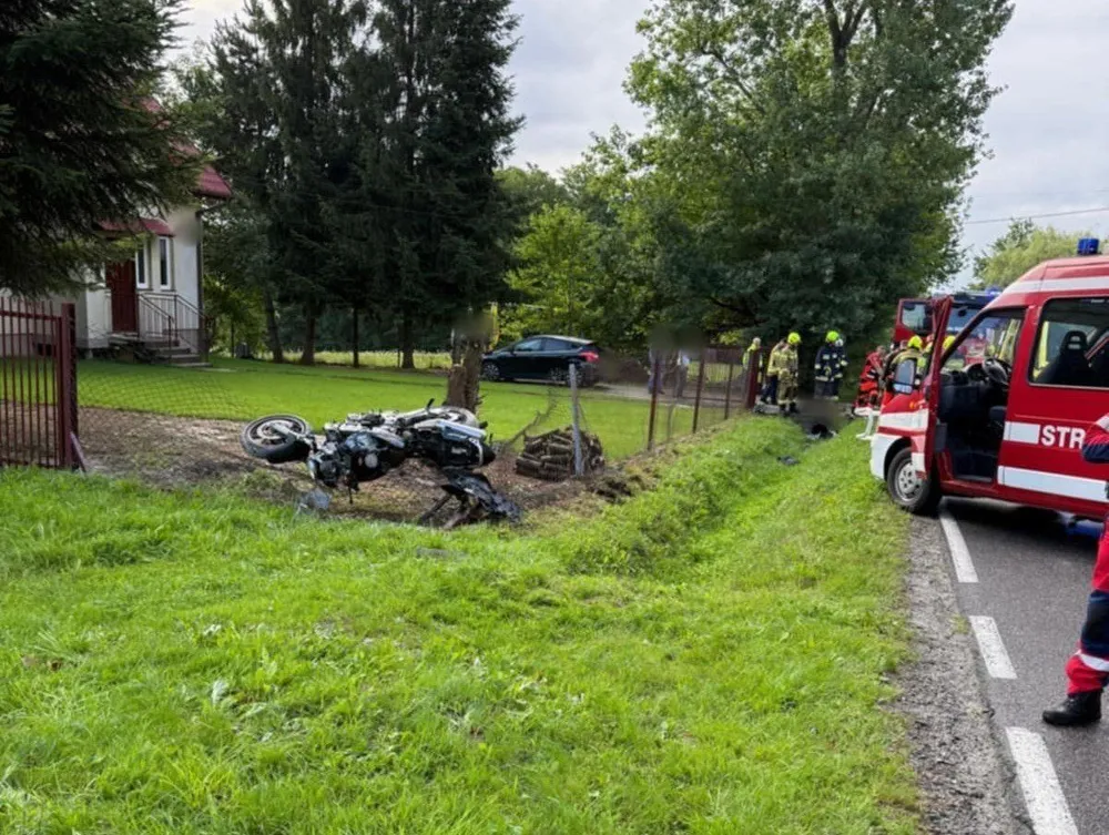 Koszmarny wypadek pod Tarnowem. Nie żyje młody mężczyzna