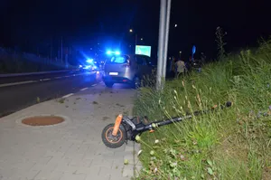 Poważny wypadek pod Krakowem. 17-latek na hulajnodze w ciężkim stanie