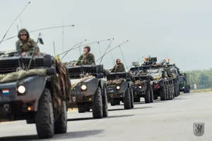 Uwaga, wojsko na drogach! Ostrzeżenie dla kierowców w związku z dużymi manewrami