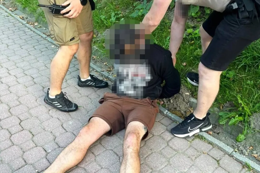 Napadł na stację paliw w Piwnicznej-Zdroju. Grozi mu 15 lat więzienia