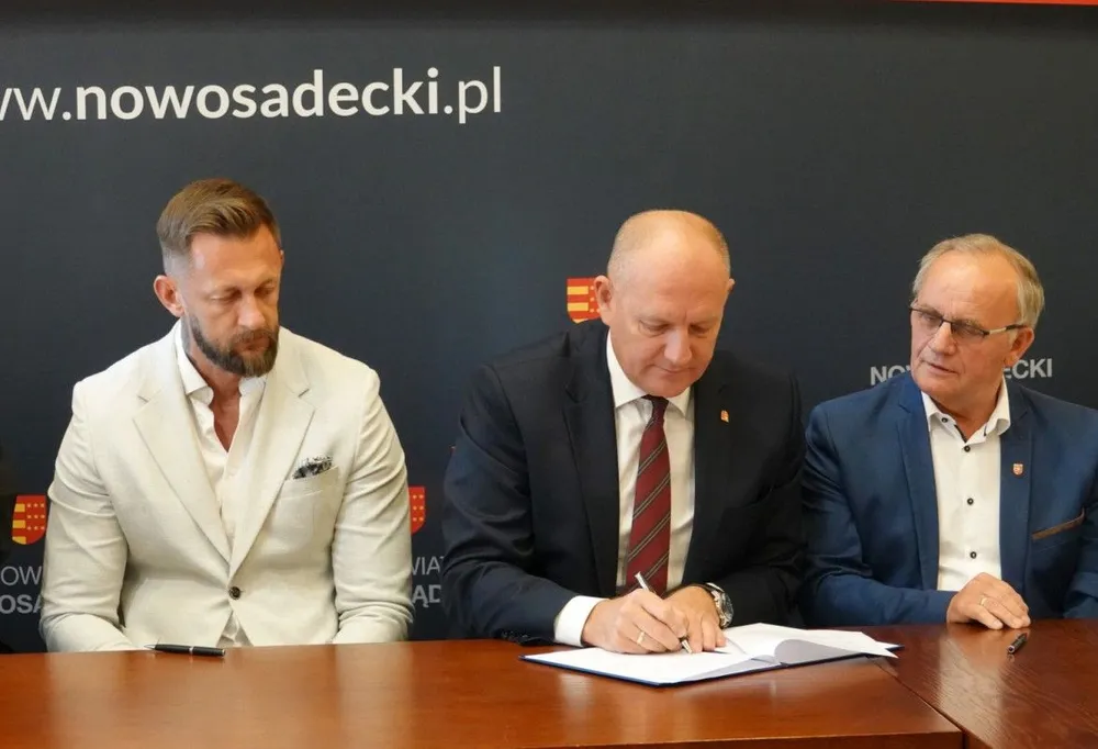 Nowy rozdział hokeja w Krynicy-Zdroju. "To pierwsza taka inicjatywa w regionie"