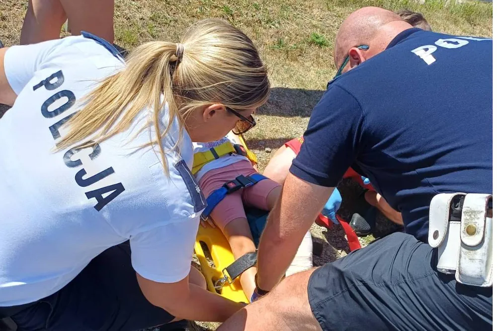 Policjanci z Nowego Targu uratowali 8-latkę! Kluczowa była szybka reakcja