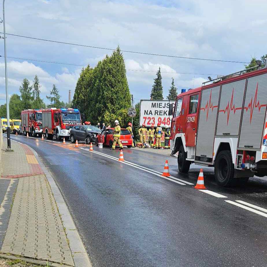 Poważny wypadek pod Krakowem. 6 osób rannych, w tym dziecko