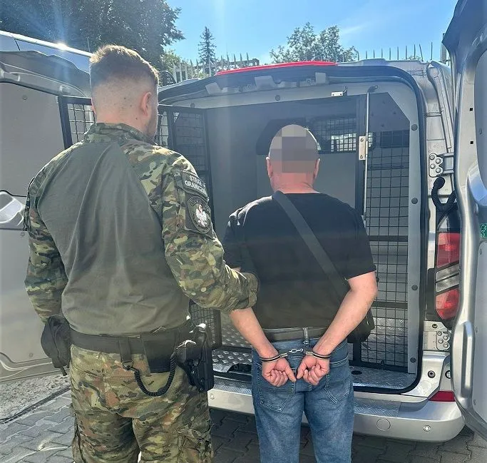 Koniec taryfy ulgowej. Obywatel Ukrainy deportowany z Polski