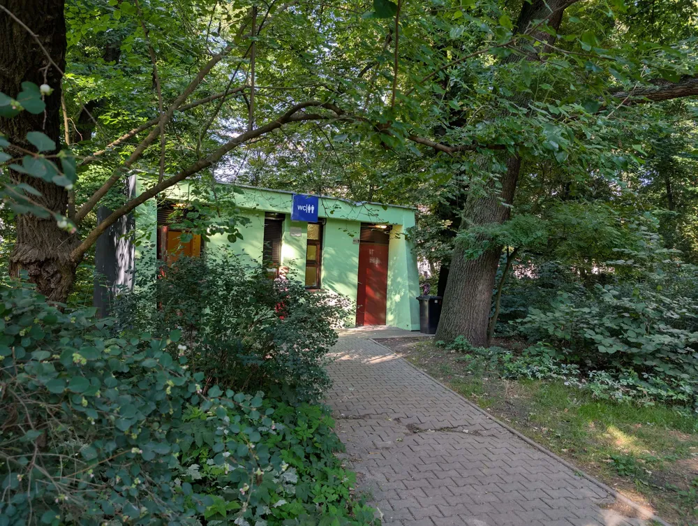 Kłopoty z miejskimi szaletami. Czy uda się rozwiązać wstydliwy problem Krakowa?