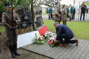 Odsłonięto tablicę pamięci ks. ppłk Ziółkowskiego i kapelanów katyńskich