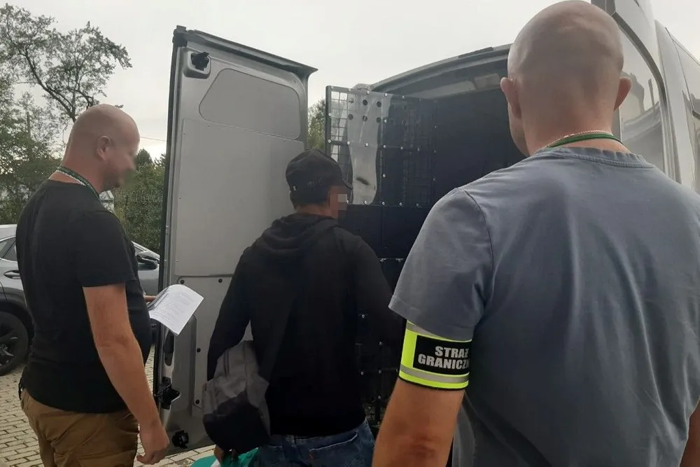 Obywatel Bangladeszu zatrzymany w Tarnowie. Zignorował decyzję o deportacji