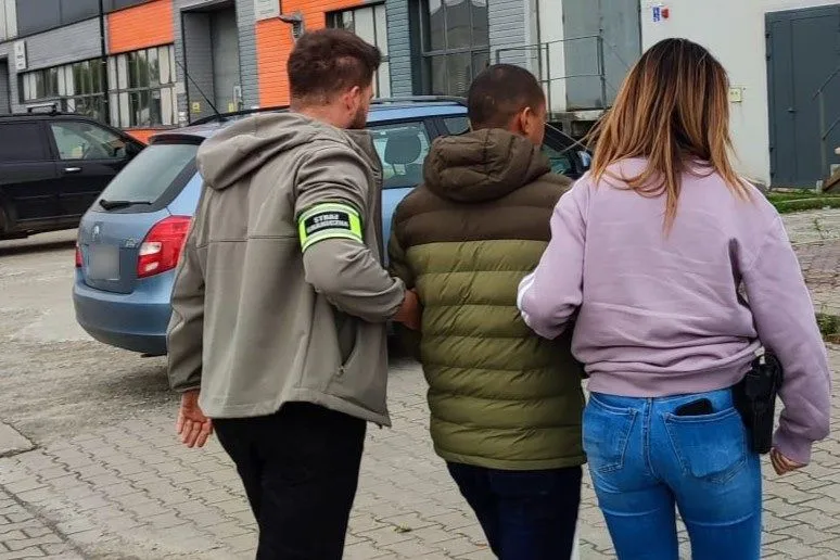 Trzech obywateli Kolumbii zatrzymanych w Małopolsce. Pracowali nielegalnie w zakładzie mięsnym