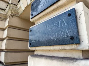Dymisja lub referendum. Ile za pomysły PiS zapłacą mieszkańcy?