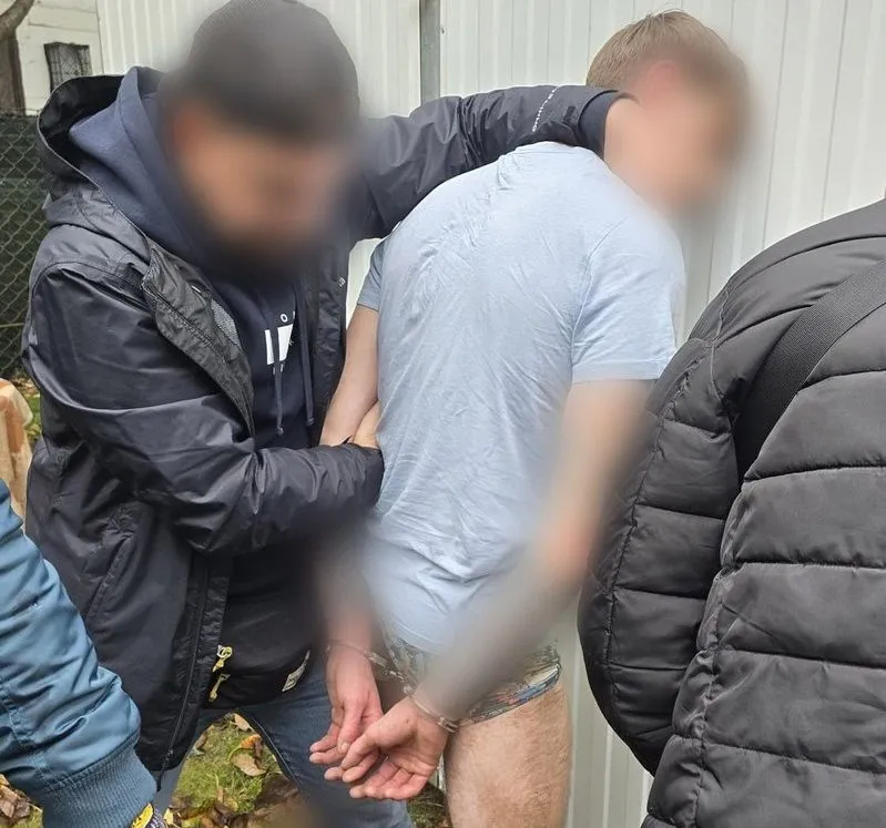 Działkowy horror w Krakowie. 9-miesięczne dziecko z kokainą we krwi, rodzice aresztowani