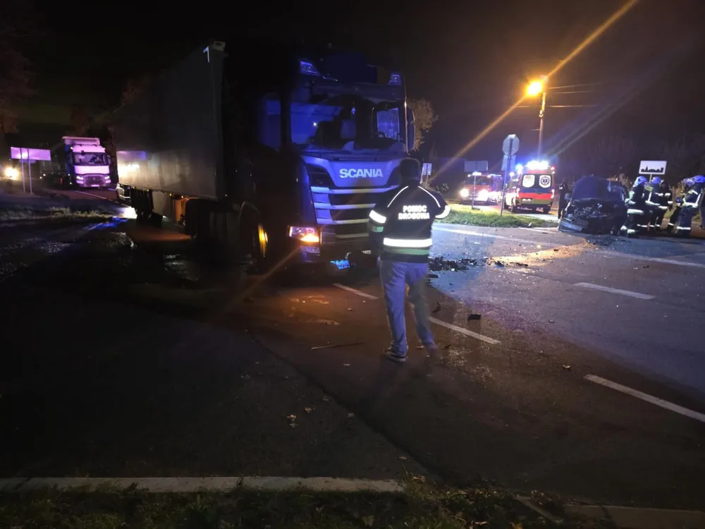Wypadek w powiecie krakowskim. Jedna osoba w szpitalu