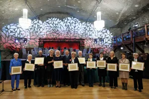 Seniorzy rządzą, a młodość nie ma daty ważności. Wieloletni program „Senior+” w Małopolsce