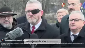 Burza po wystąpieniu Brauna przed Auschwitz. Przekroczył granice