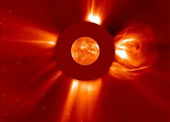 Kiedy gwiazda rządzi życiem milionów ludzi. Dramatyczna burza z marca 1989 roku przeszła do historii