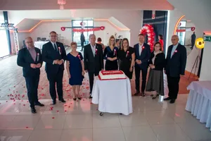 Nie trzeba wielkich parad, by świętować z sercem. Bal Niepodległości myślenickich seniorów pełen radości i wzruszeń