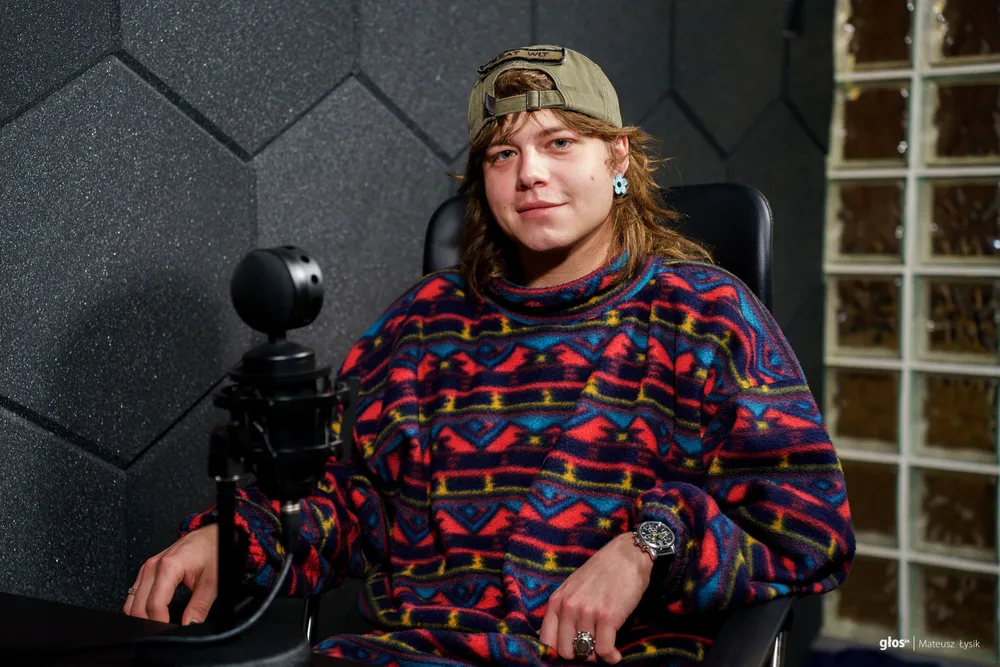 „Trzeba osiągnąć taki pułap, żeby móc wybierać rolę”. Aktor serialu „Heweliusz” Wit Czernecki