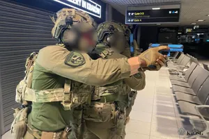 Poruszenie służb na lotnisku w Krakowie. Był w tym jednak konkretny cel