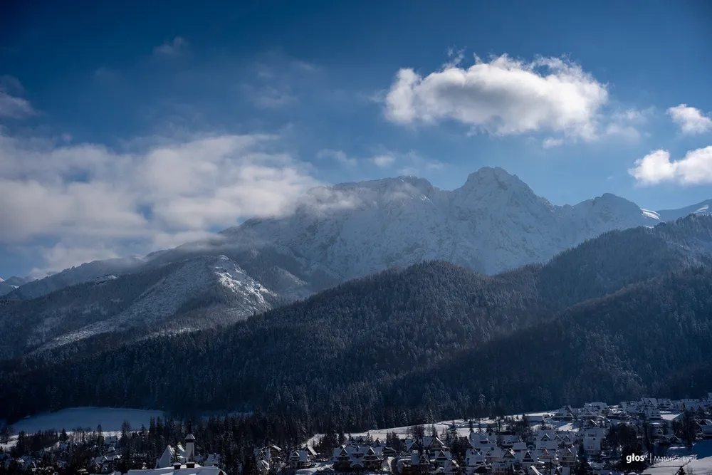 Cud na Podhalu. Turystka spadła kilkaset metrów po śniegu, ale przeżyła!