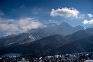 Cud na Podhalu. Turystka spadła kilkaset metrów po śniegu, ale przeżyła!
