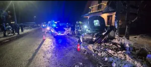 Poważny wypadek na Podhalu. Trzy osoby ranne, w tym dziecko