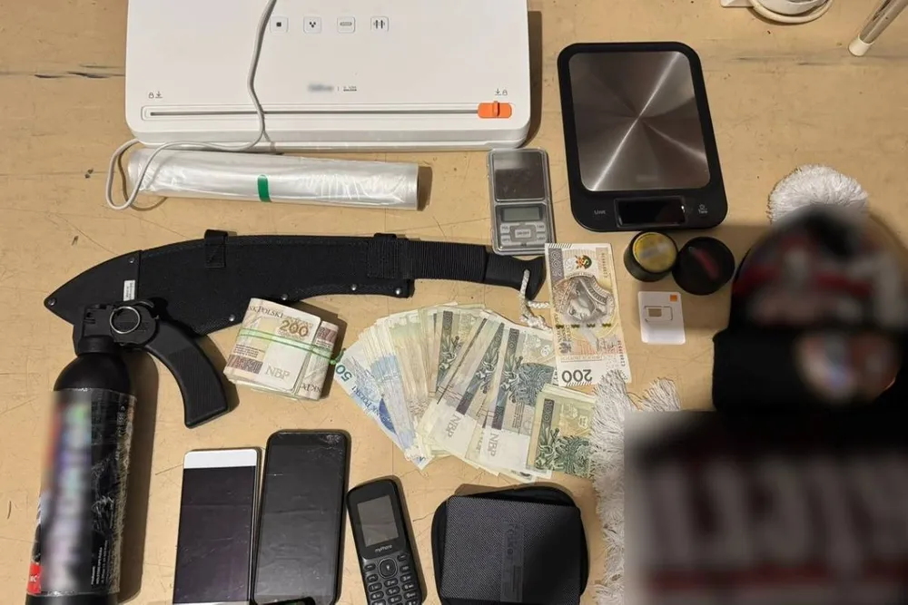 Krakowska policja rozbiła grupę narkotykową. Blisko 110 kilogramów substancji