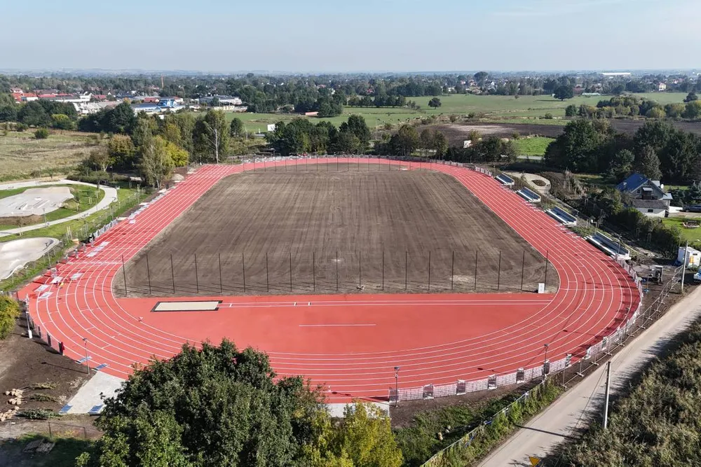 Nowa sportowa wizytówka Niepołomic. Kompleks przy Błoniach już gotowy