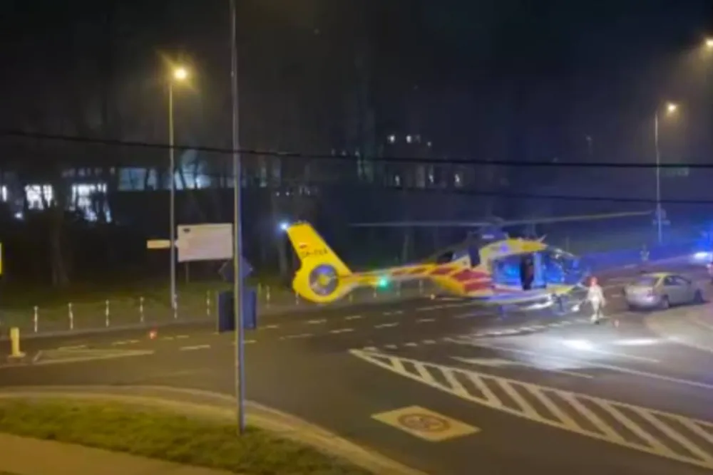 Potrącenie pieszego w Krakowie! Na miejscu śmigłowiec LPR [WIDEO]