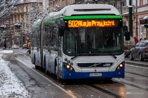 Zmiany w komunikacji w Krakowie w okresie świąteczno-noworocznym. Sprawdź swoje linie
