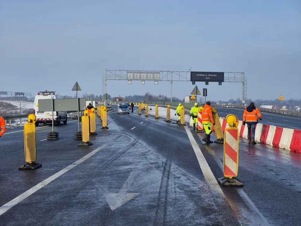 Docelowy zjazd z POK na S7 już działa. Węzeł Mistrzejowice z kolejnym krokiem do przodu