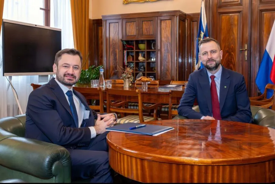 Miszalski i Kosiniak-Kamysz po spotkaniu w UMK: wsparcie dla metra i "nowe warianty" S7