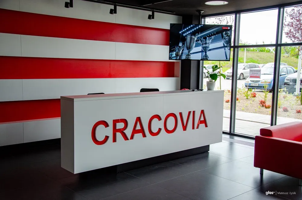 Szok w Cracovii! Prezes odchodzi, klub ogłasza zaskakującą zmianę