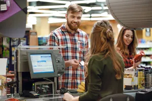 Na co zwrócić uwagę poszukując profesjonalnego serwisu kas w swojej okolicy?