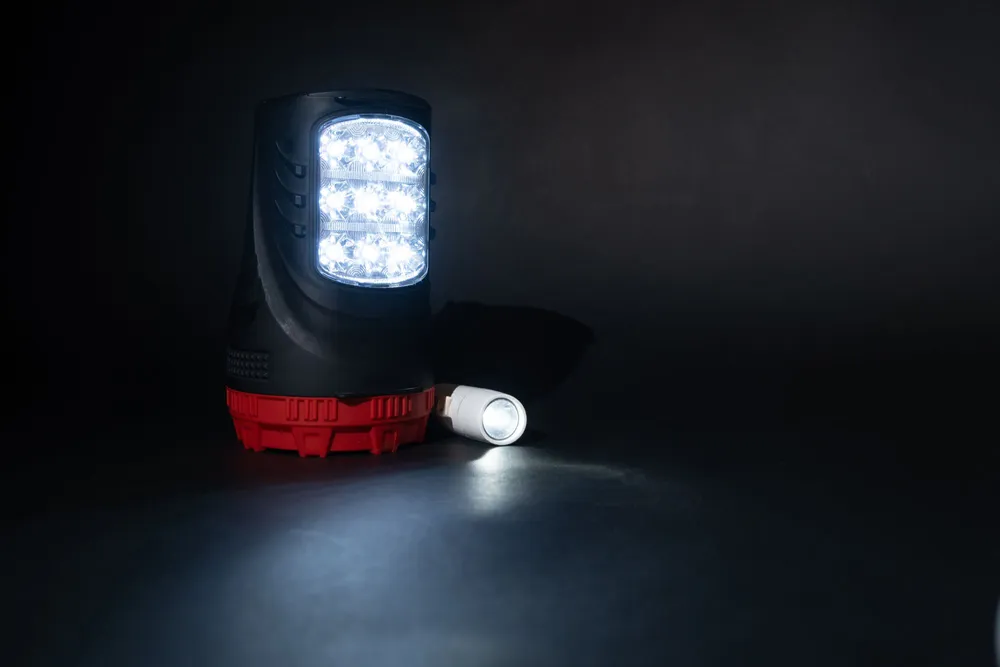 Jak dobrać lampy LED do ciągnika pod kątem mocy, kąta świecenia i zasilania?