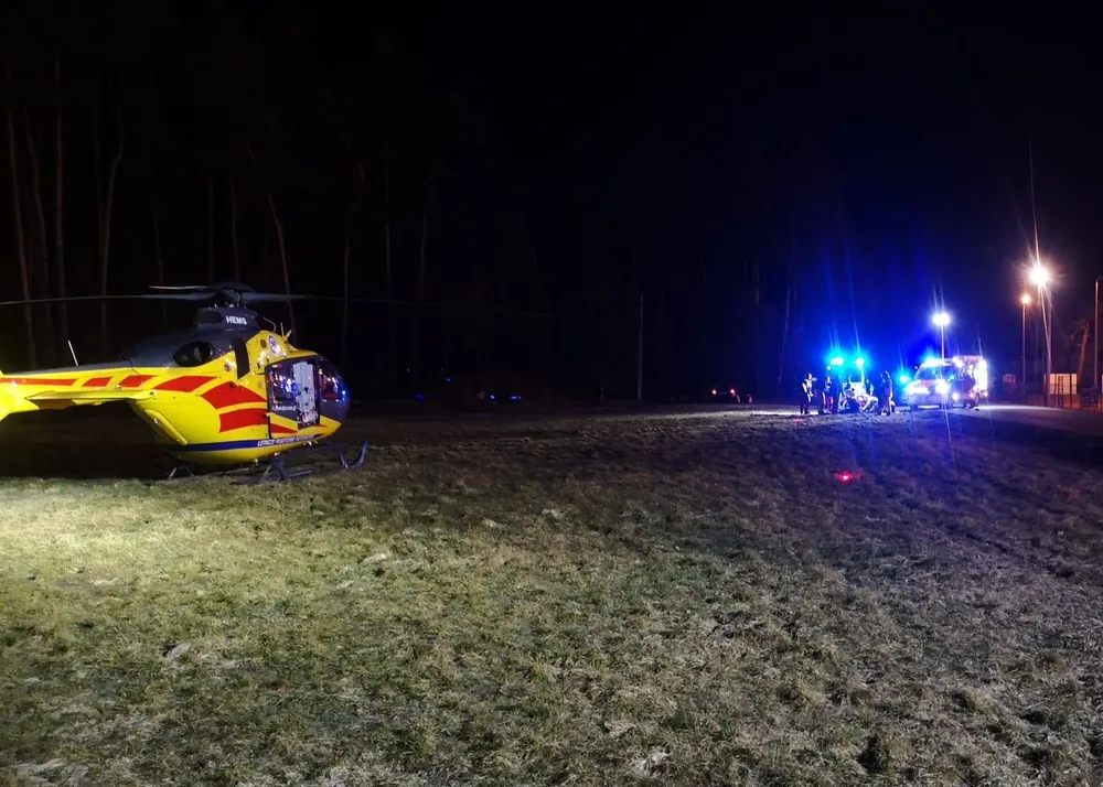 Tragedia w Borzęcinie. Śmiertelne potrącenie pieszego przez busa