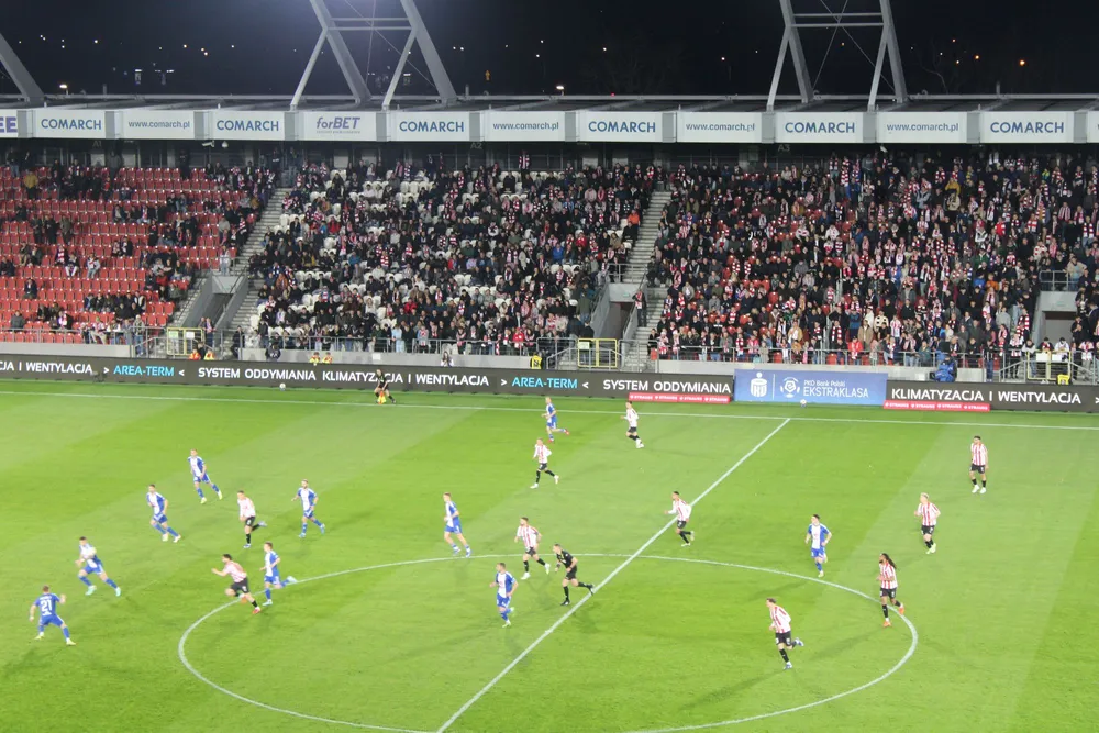 Cracovia przegrywa trzeci mecz z rzędu. Słaba dyspozycja Pasów trwa