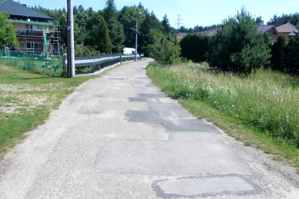 "Ta droga była robiona jakieś czterdzieści lat temu". Pod Trzebinią odbędzie się ważny remont