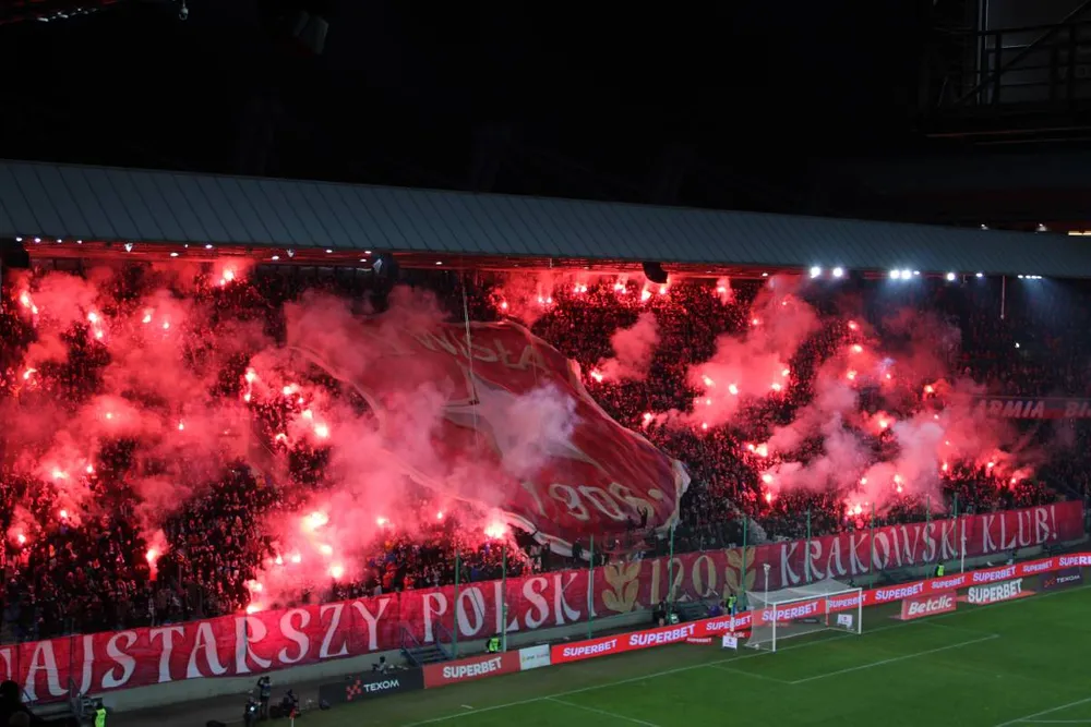 Wisła i Puszcza przeciwko drużynom z Dolnego Śląska. Jak zagra Bruk-Bet?