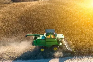 Jak przygotować kombajn do sezonu, aby uniknąć strat podczas zbiorów?