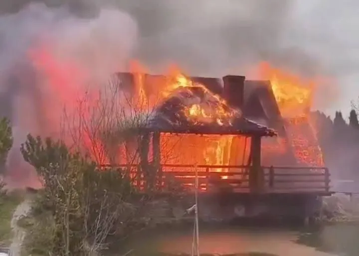 Mieszkańcy wsi w Małopolsce patrzyli z przerażeniem na duży ogień. Zagrożona była restauracja