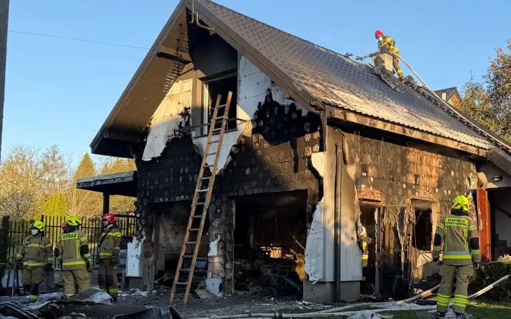 Spalony dom rodziny ze Śledziejowic
