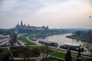 Awaria wodociągów w centrum Krakowa. Kierowcy muszą liczyć się z utrudnieniami