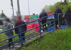 Dramat w Wieliczce! Autobus potrącił dziecko, LPR na miejscu